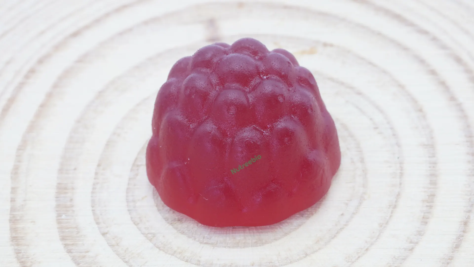 Details of our fiber gummy, photographed with the original camera. Details of our fiber gummy, photographed with the original camera.